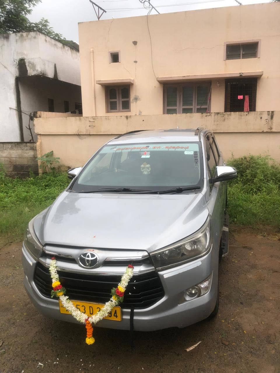 Innova Crysta