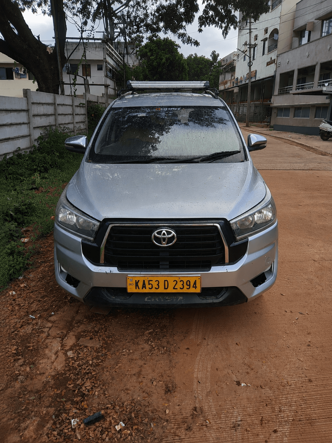 Innova Crysta