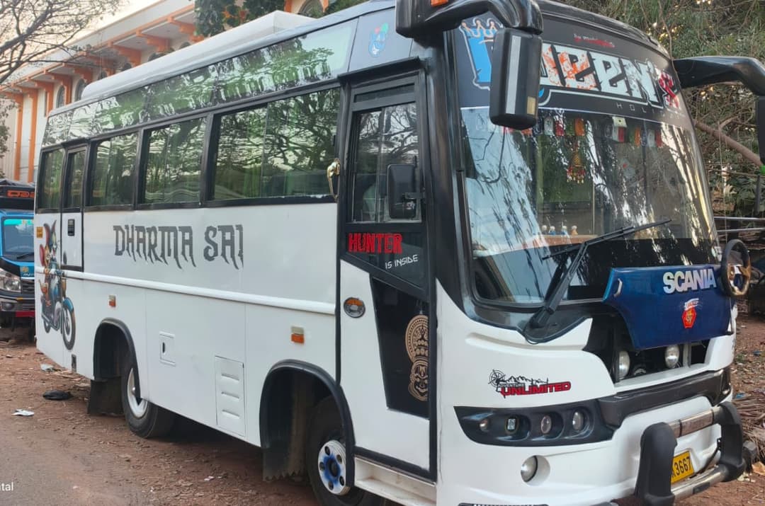 Mini Bus 23 Seater