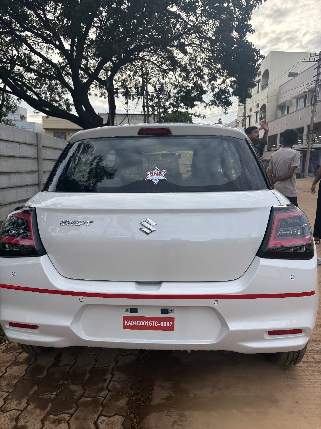 Rohan Car Rentals vehicle 8