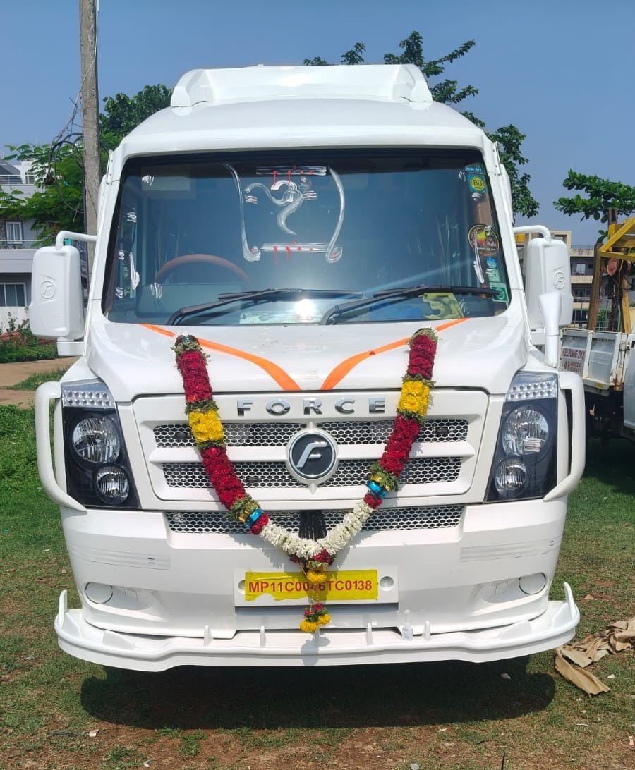 Rohan Car Rentals vehicle 19