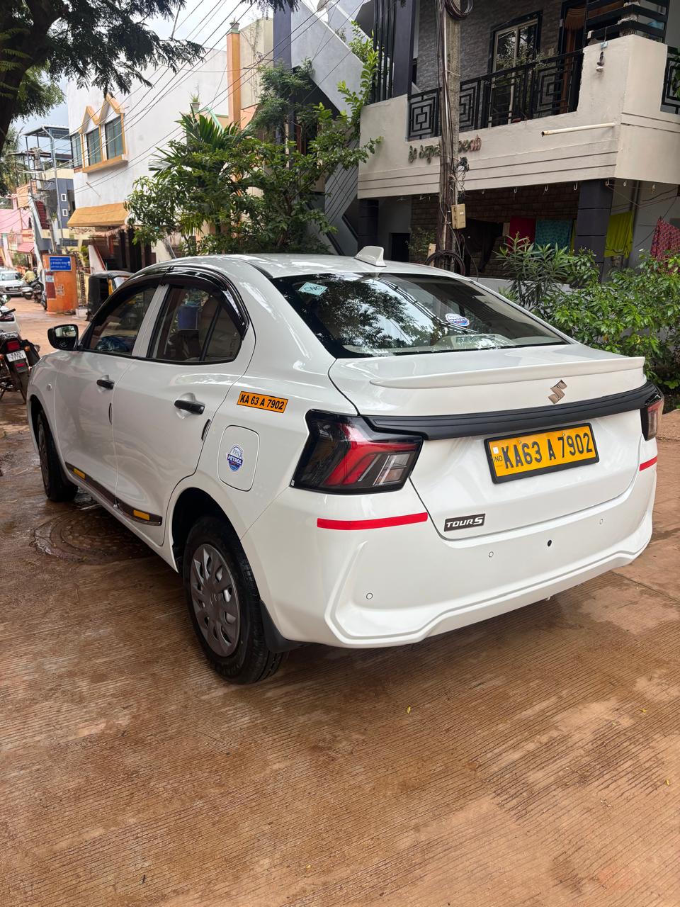 Rohan Car Rentals vehicle 31