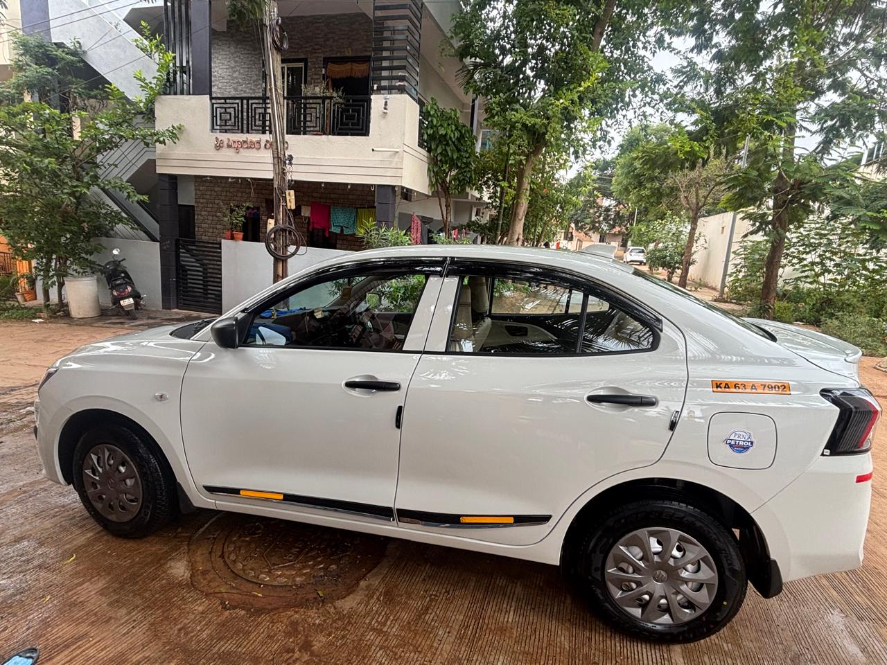 Rohan Car Rentals vehicle 34