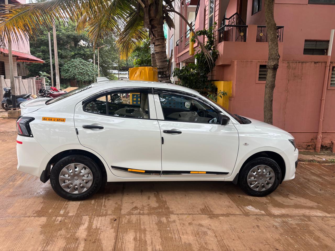 Rohan Car Rentals vehicle 35