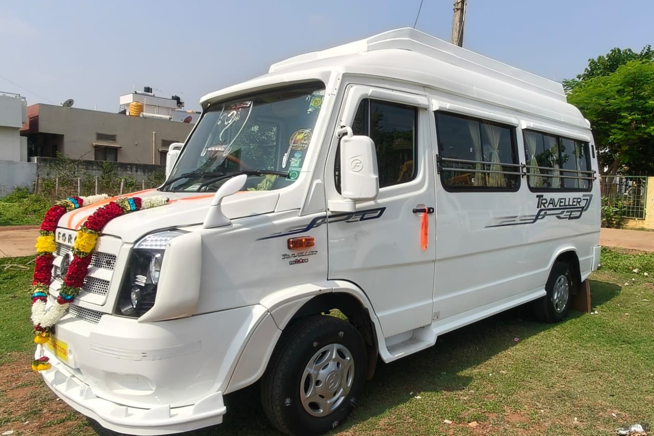 Rohan Car Rentals vehicle 50